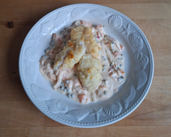 Rotbarschfilet und fruchtige Pfeffercreme