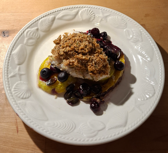 Kabeljau mit Kürbis und Beeren