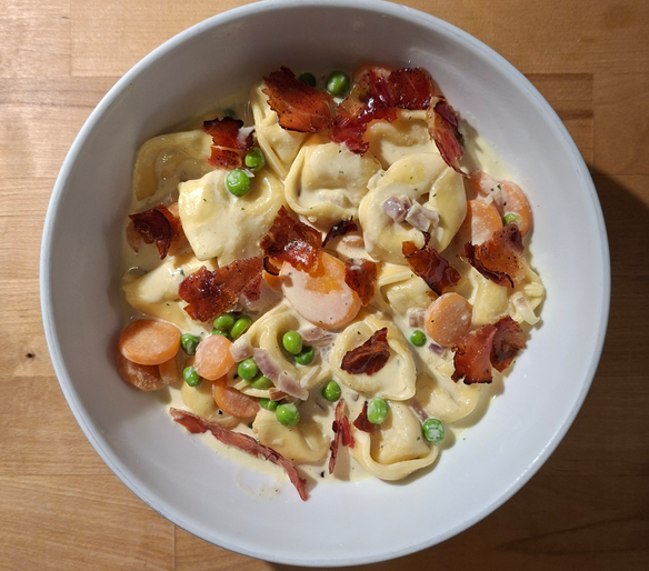 Käse Tortellini mit allem